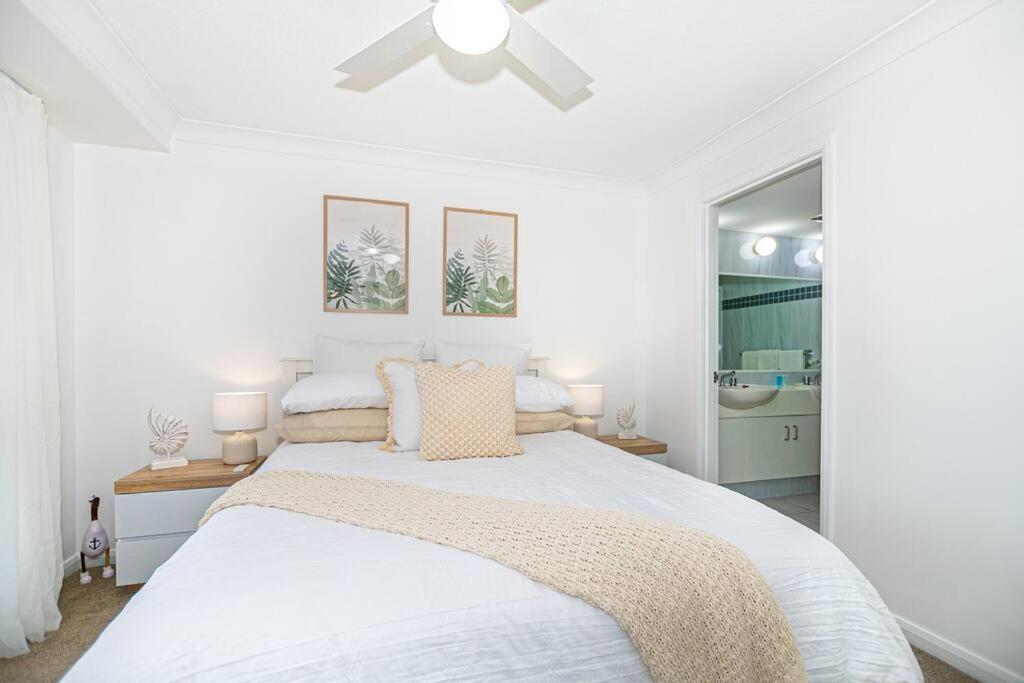 Broadbeach Victoria Square Gold Coast Eksteriør billede