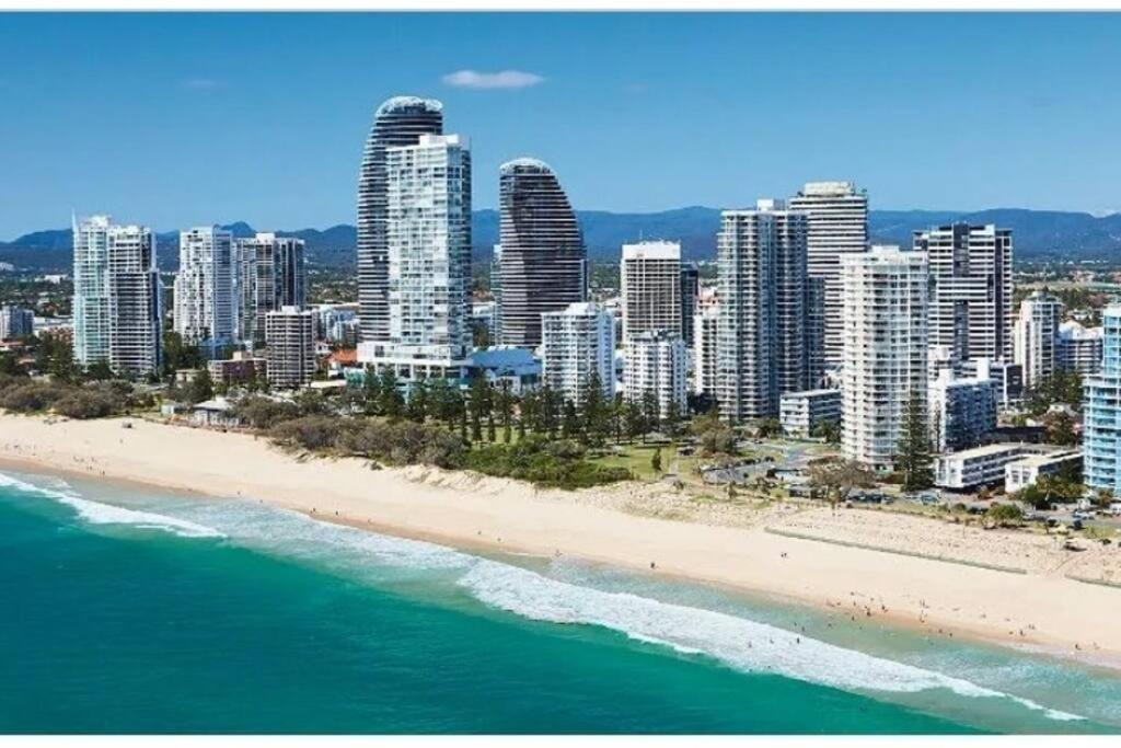Broadbeach Victoria Square Gold Coast Eksteriør billede